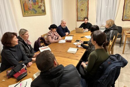 Продолжаются занятия в нашем библейском клубе