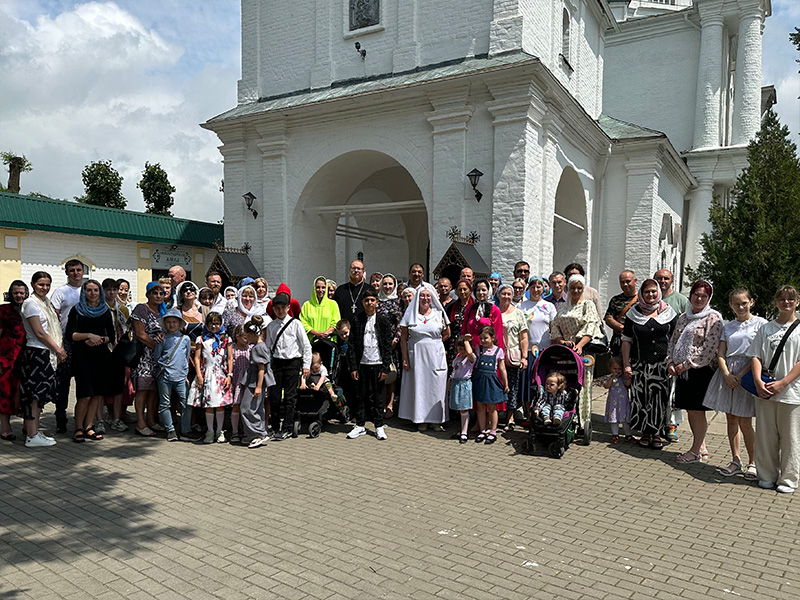 Прихожане Пантелеимоновского храма г. Батайска совершили паломническую поездку в ст. Старочеркасскую