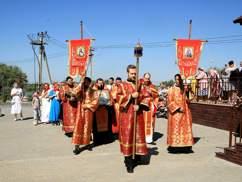 В Пантелеимоновском храме г. Батайска отметили престольный праздник