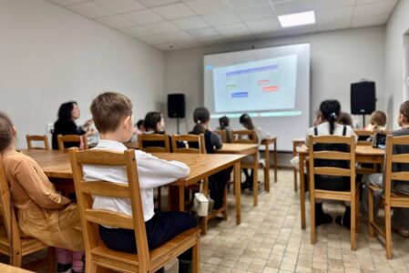 Сегодня в воскресной школе Пантелеимоновского храма г. Батайска прошли занятия для детей в новом классе.