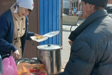 Воскресное кормление на нашем Приходе