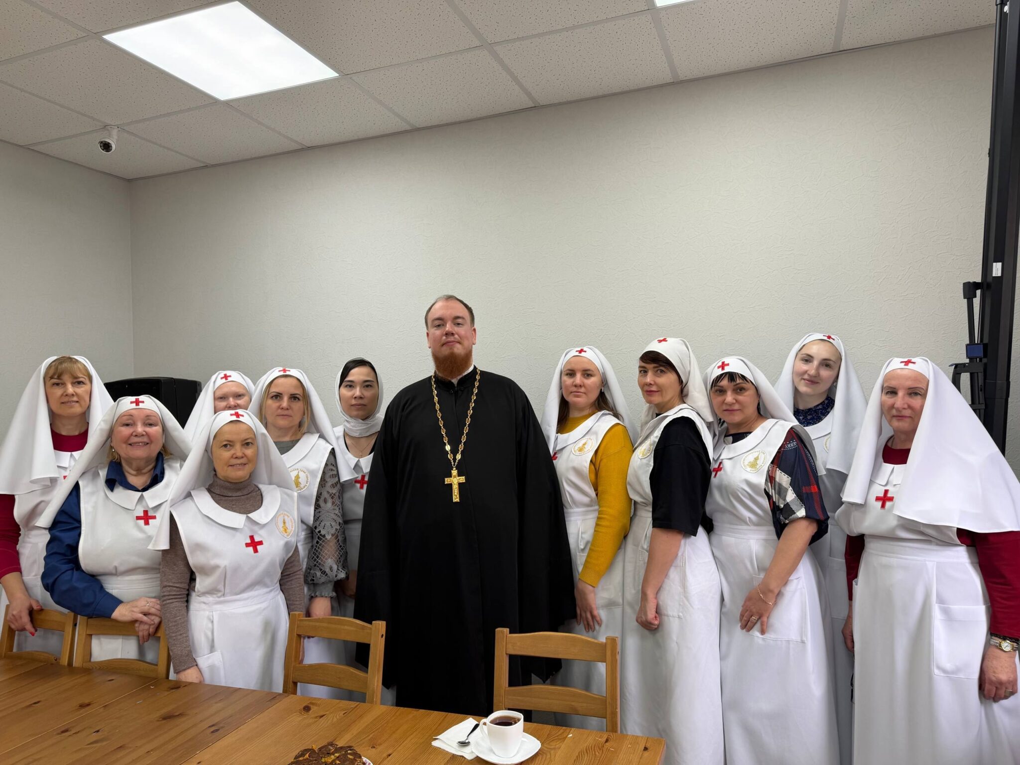 СОСТОЯЛОСЬ ГОВЕНИЕ СЕСТЕР МИЛОСЕРДИЯ В ПАНТЕЛЕИМОНОВСКОМ ХРАМЕ Г. БАТАЙСКА