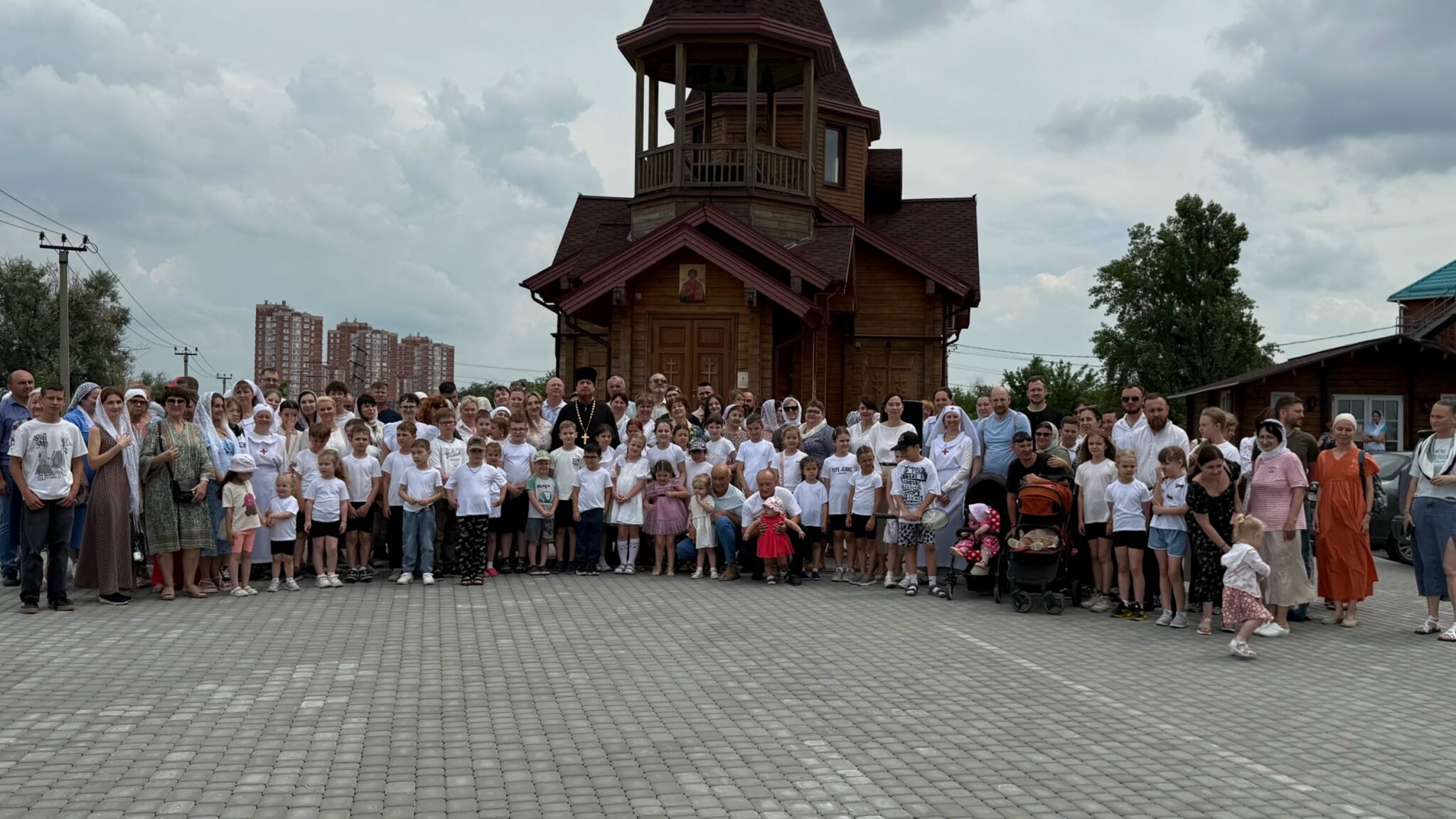 В Пантелеимоновском храме города Батайска прошла первая встреча проекта «Семья и вера — наша сила в народах Дона»