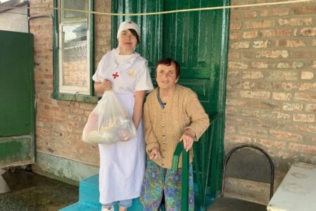 В мае состоялся ежемесячный развоз продуктовых наборов подопечным нашего храма